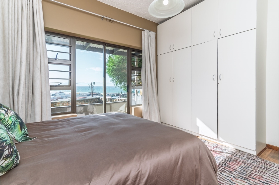 5 Bedroom Property for Sale in Fish Hoek Western Cape